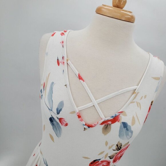 Floral Maxi Dress in White and Red - Picture 5 of 14